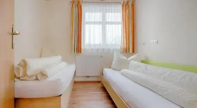 Appartement Klostertal, Book Apartment Hotels in Vorarlberg with Parking, Parking