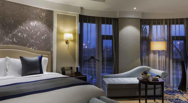 Superior Double Club Suite Pullman Tangshan