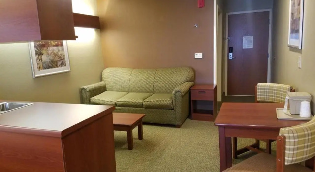 Люкс Microtel Inn & Suites by Wyndham Dover New Hampshire