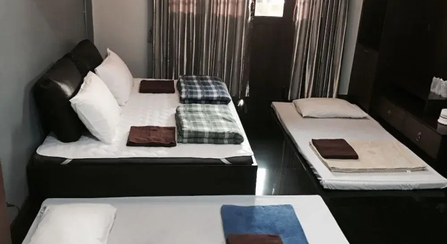 Baankhunlung No.121 Sangkhlaburi, Rezervovat Hotel Hotely v Central Thailand se snídaní, Snídaně