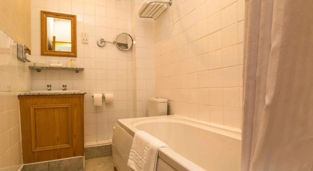 Номер Premium Washington Central Hotel