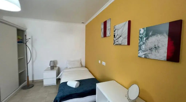 Surf House Helena, Rezervovat Rekreační dům Hotely v Oeste s parkováním, Parkování