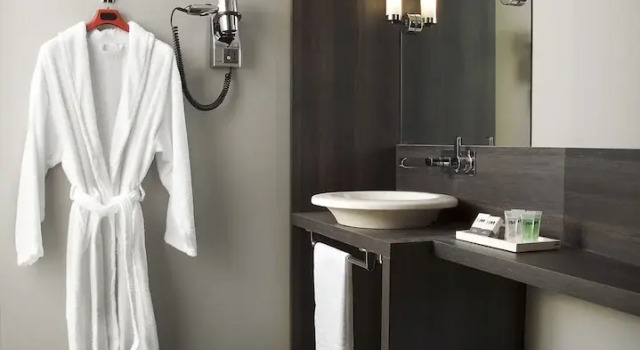 Номер Standard B&B HOME Lyon Centre Berthelot