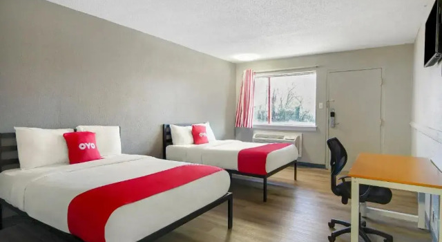 Четырёхместный номер Standard OYO Hotel Petersburg VA I-95 & E Washington St