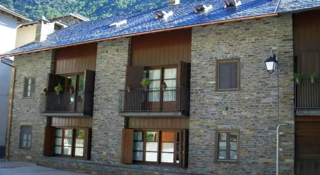 Hotel Vall Ferrera, Varaa Hotelli Alins 