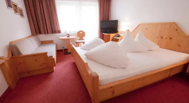 Двухместный номер Standard с видом на горы Hotel Alpenfriede