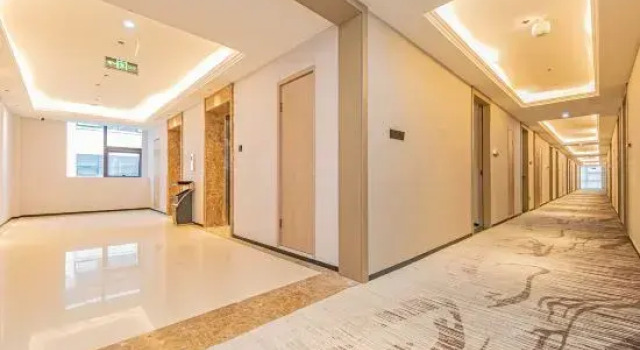 Urba Hotel (Zhoushan Putuo Kaihong Square), Prenota Hotel Hotel a Zhoushan con piscina, Piscina