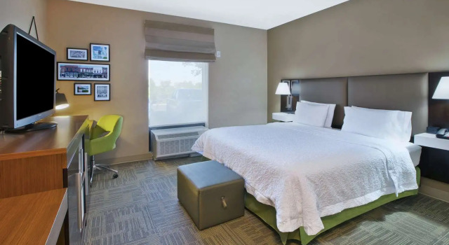 Номер Standard Hampton Inn Commerce/Novi