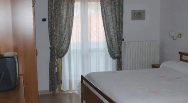 Трёхместный номер Classic с балконом Hotel Solaris