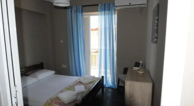 Апартаменты с балконом и с видом на горы Kinetta Apartments
