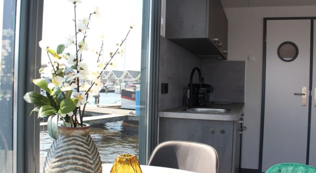Harbour Lodge at Uitgeestermeer View