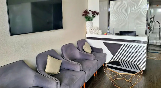 HANZ The Moon Hotel 1, Забронировать Отель Binh Tan District 