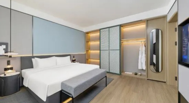 Люкс Deluxe Liyi Hotel (Shenyang Hunhe Wandu Park Datonghu Street Subway Station Branch)