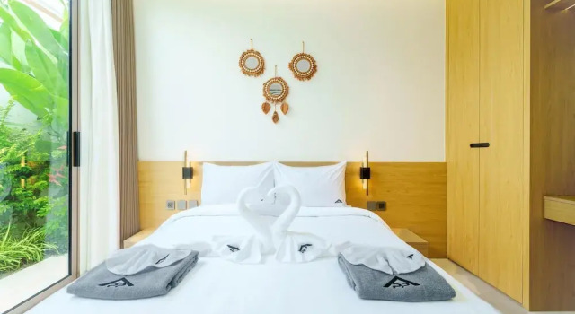 Asherah New 3BR Pool Villa + Free Airport Transfer, Varaa Villa Mökit kohteessa South Thailand, Mökki