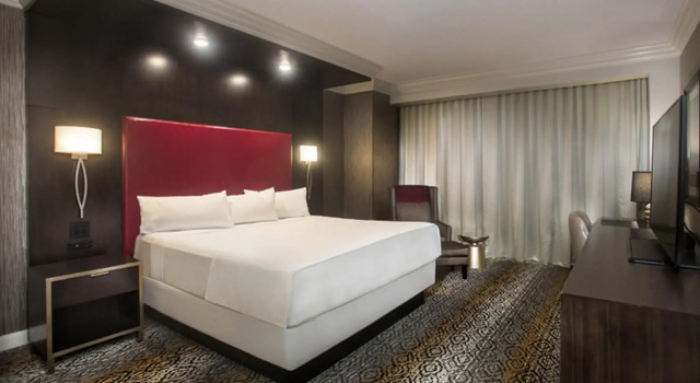 Caesars Southern Indiana - A Caesars Rewards Destination, Rezerwuj Hotel Hotele w Fairdale z basenem, Basen
