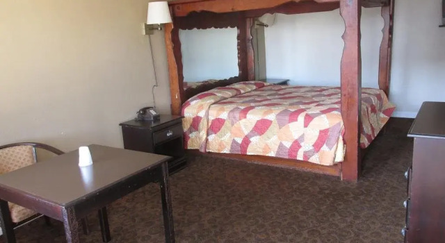 Oak Tree Motel, Buchen Sie Motel South Gate 