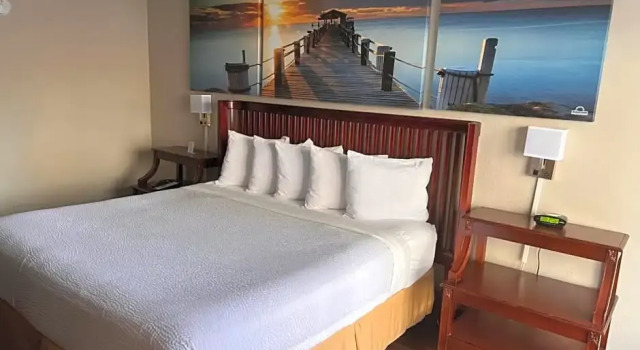 Двухместный люкс Econo Lodge Daytona Beach - Speedway