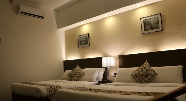 Номер Deluxe Eagle Bay Hotel
