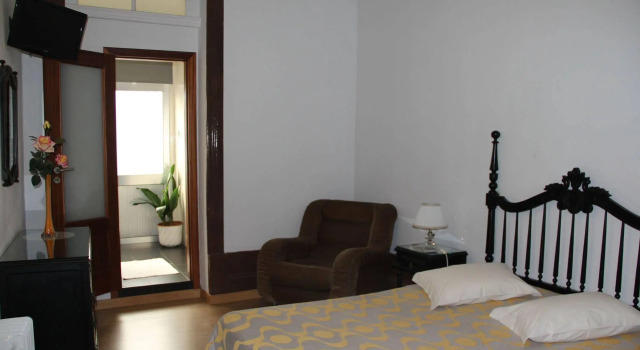 DA'Home - Almada Luxurious Duplex, Забронировать Отель Cedofeita / Santo Ildefonso / Se / Miragaia / Sao Nicolau e Vitoria Порту, рядом с Lapa Metro Station