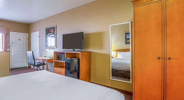 Clarion Suites Saint George, Varaa Hotelli St. George 