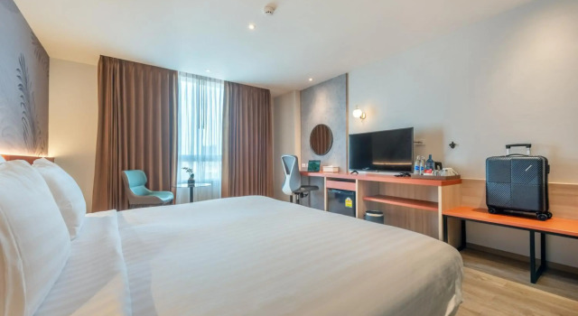 Buri Sriphu Hotel