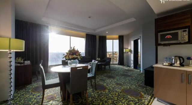 Люкс LeChateau Boutique Hotel