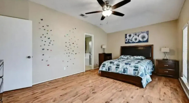 Modern Pflugerville Home Near Austin, Забронировать Дом для отпуска Отели в центре Флугервил, в центре