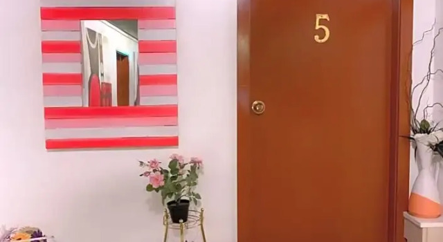 Номер Economy Westside Studio Apartments