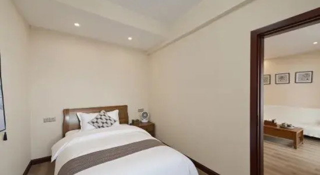 Люкс Deluxe Dali Shili Yudi Villa (Erhai Store)