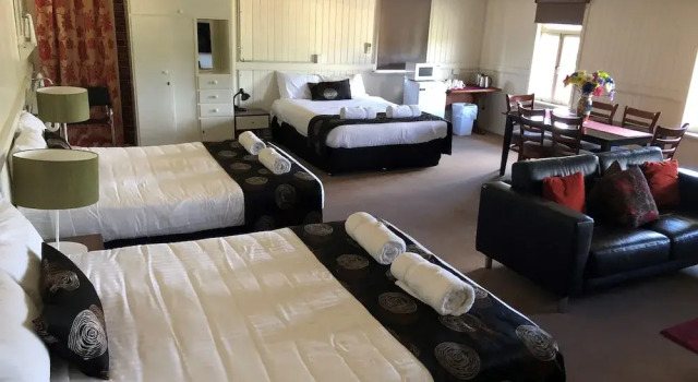Семейный номер Standard Maleny Hotel