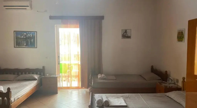 Rexhos Studios