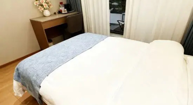 Люкс Qianyi Travel Homestay Hotel