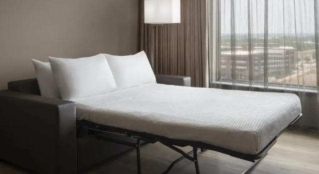 Номер Standard AC Hotel by Marriott Columbus Downtown