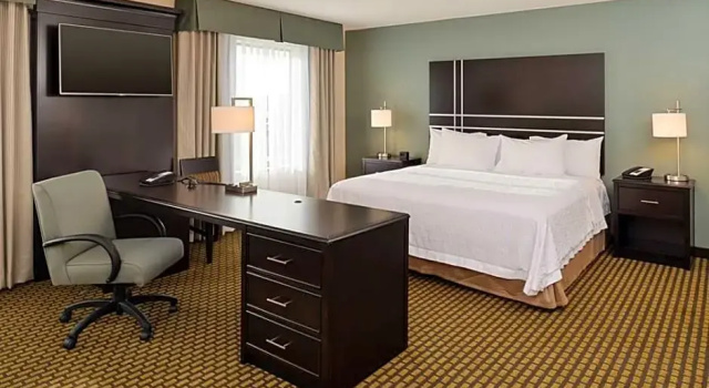 Двухместный люкс Hampton Inn & Suites Douglas