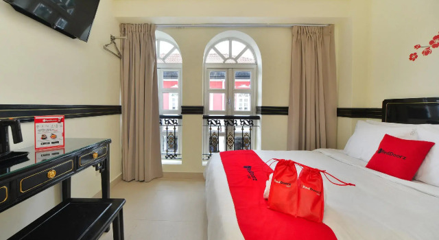 RedDoorz Hotel near Marine Parade Central (SG Clean Certified), Buchen Sie Hotel Singapur Singapur