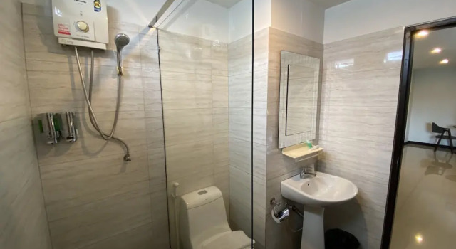 Трёхместный номер Superior с балконом Boss Hotel