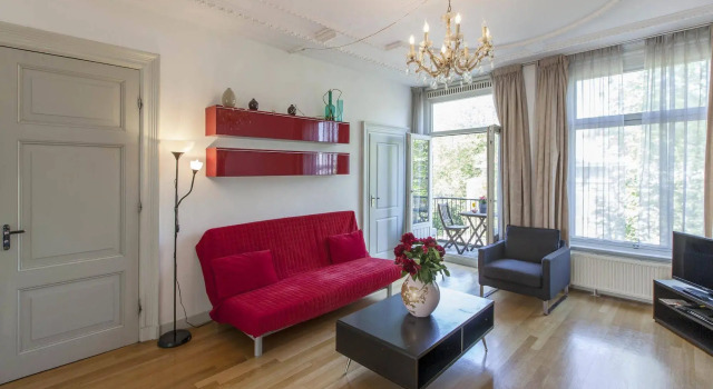 Artis Aquarium Apartment