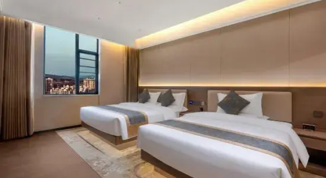 Люкс Business Gelaimu Hotel (Qujing Shizong)