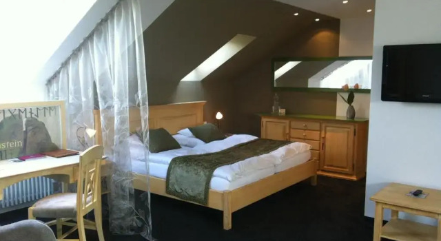 Hotel Heiligenstein, Забронировать Отель Баден-Баден Landkreis Karlsruhe
