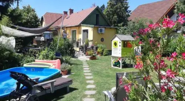 Centrum Csaladi Apartmanok, Rezervovat Hotel Balatonfüred 