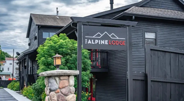 The Alpine Lodge