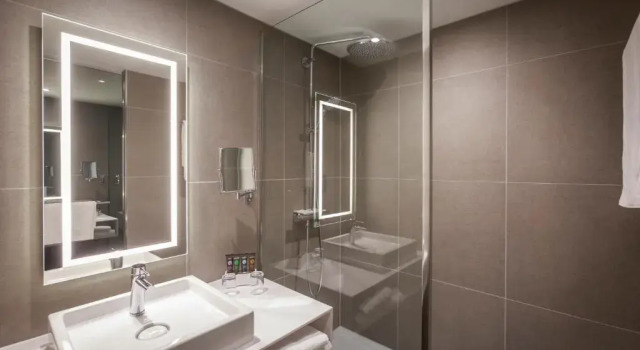Семейный номер Standard Novotel Cambridge North