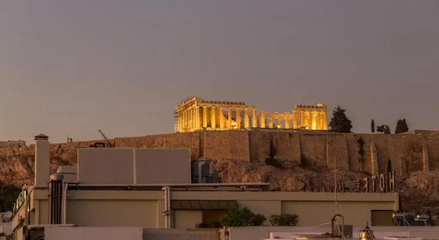 Minimal apartment on the shadow of the Acropolis, Забронировать Апартаменты/квартира Неос-Космос Афины, рядом с Холм Филопаппос