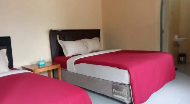 Depipo Homestay, Rezerwuj Hotel Sapikerep Indonezja