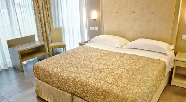 Двухместный номер с балконом Hotel Tiffany
