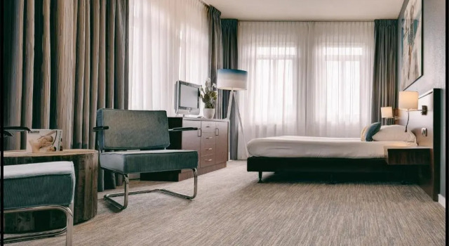 Семейный номер Standard HOTEL ALKMAAR - Bar & Restaurant - Meeting & Events