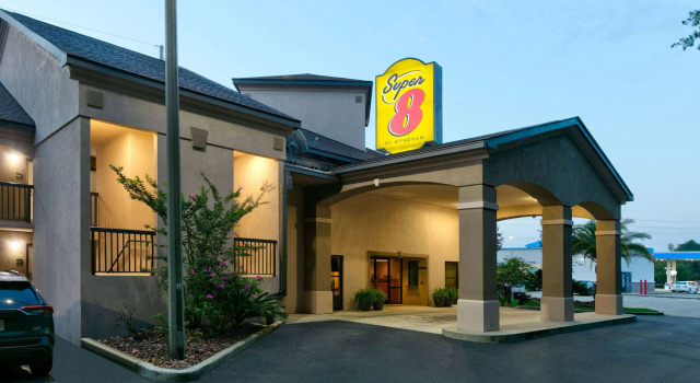Super 8 by Wyndham Diberville Biloxi Area, Reserva ahora Posada u hostería Mini-hoteles en Misisipi, Posada u hostería