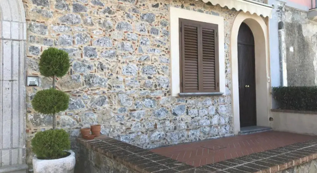 Коттедж c 1 комнатой Case Vacanze Torre Petrosa