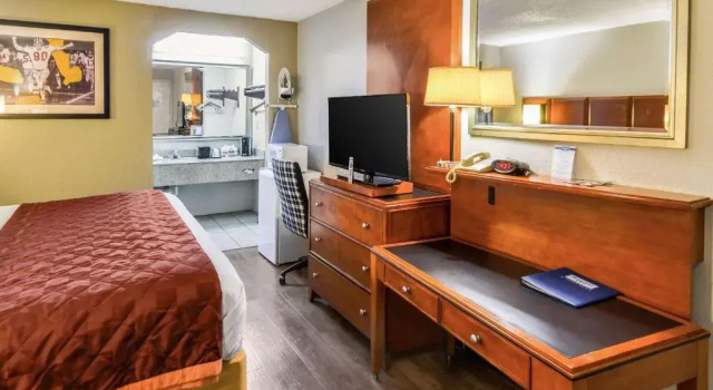 Номер Standard Rodeway Inn North Charleston - Ashley Phosphate