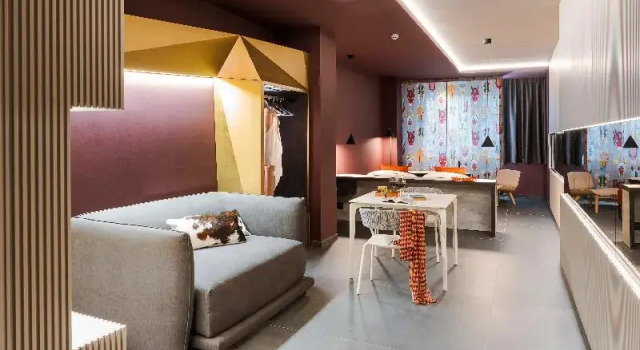 Четырёхместный полулюкс Catania Smart Hotel